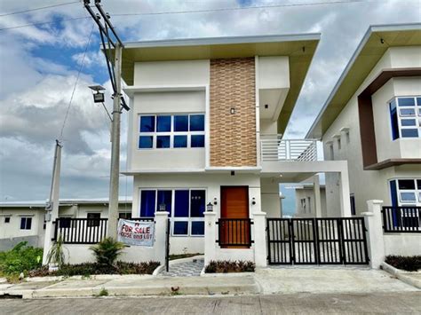 2 Bedrooms House and lot For Sale in Tanauan, Batangas.